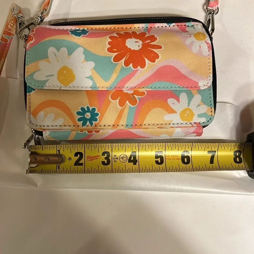 N. Gil Crossbody Bag - Picture 7 of 9